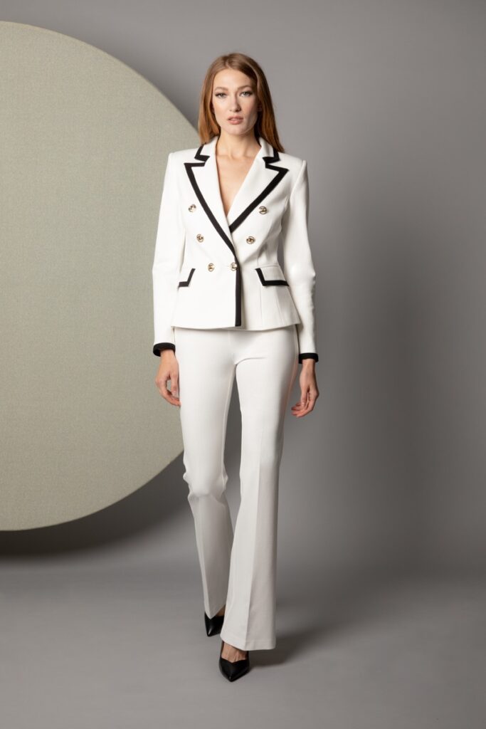 4748 giacca Amanda 4755 pantalone Igor
