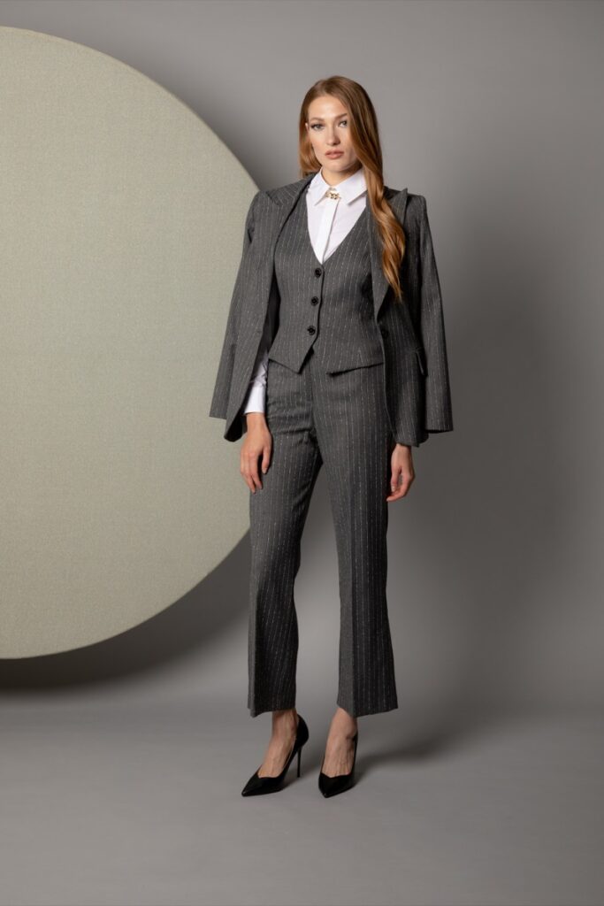 4778 giacca Rubia 4781 camicia Enza 4775 gilet Glenda 4776 pantalone Kris