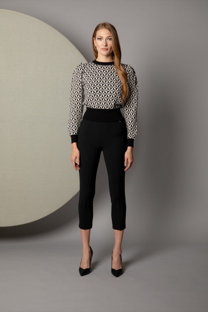 4893 maglia Cordelia 4886 pantalone Cervia