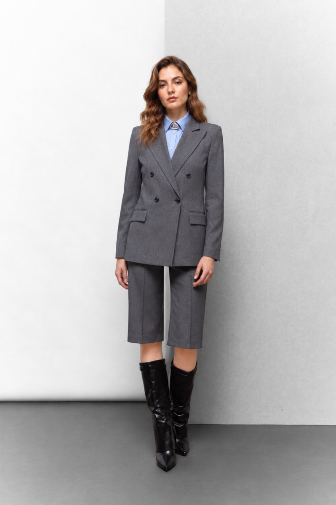 6036 GIACCA HILARY 6041 CAMICIA ANNALISA 6028 BERMUDA LUKAS