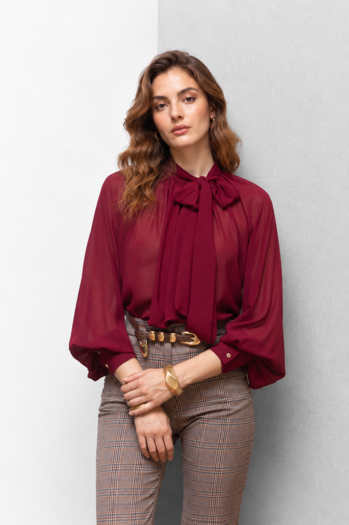 6047 CAMICIA NORA 6018 PANTALONE BRANDO 6121 CINTA MORENA.